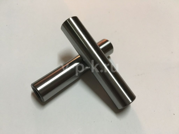 R 21143004 Палец поршневой D.15x70 мм LB50/75
